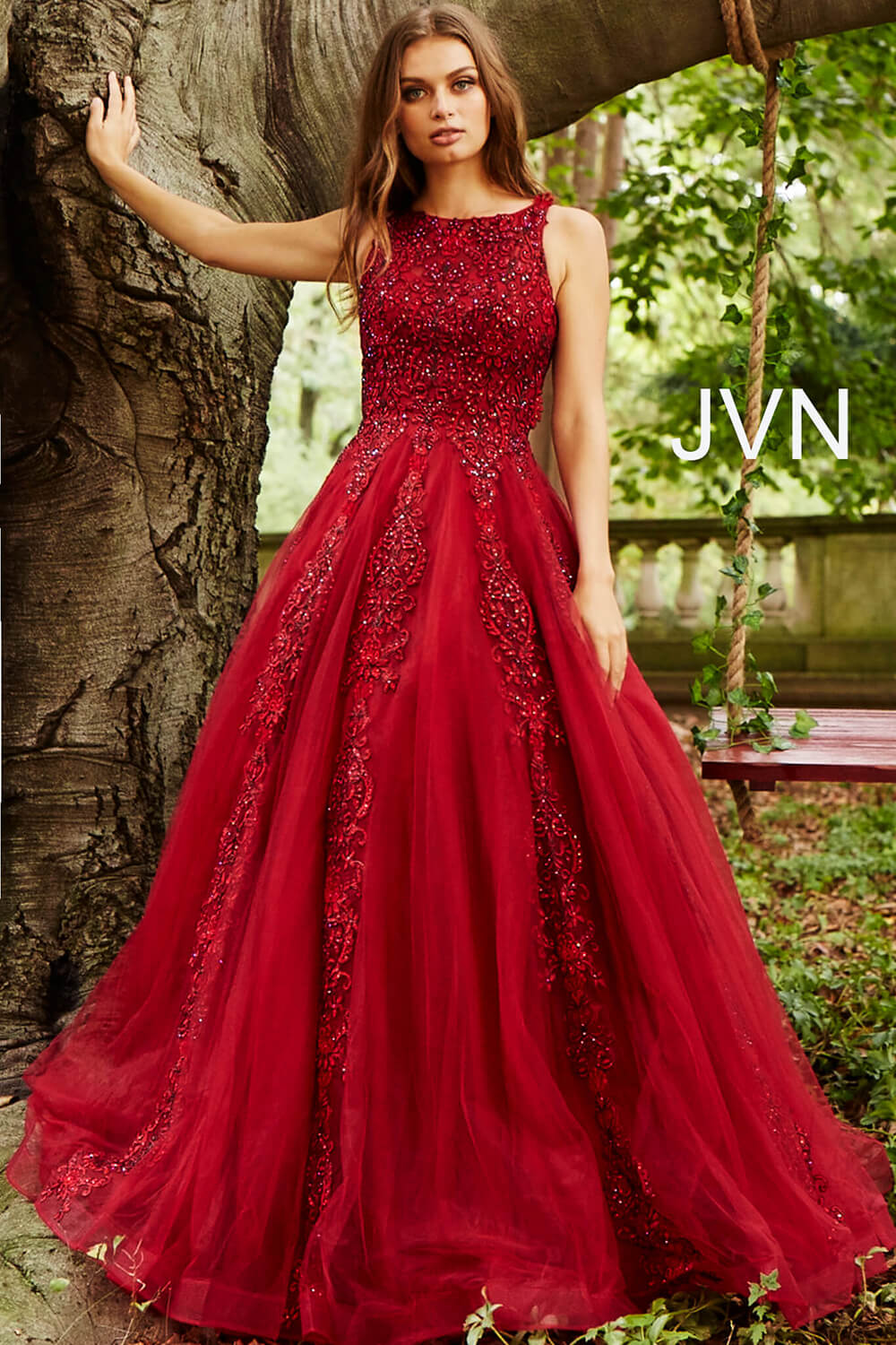 What You Should and Shouldn't Wear to Prom - JVN Fashion Blog - Dress to  Impress